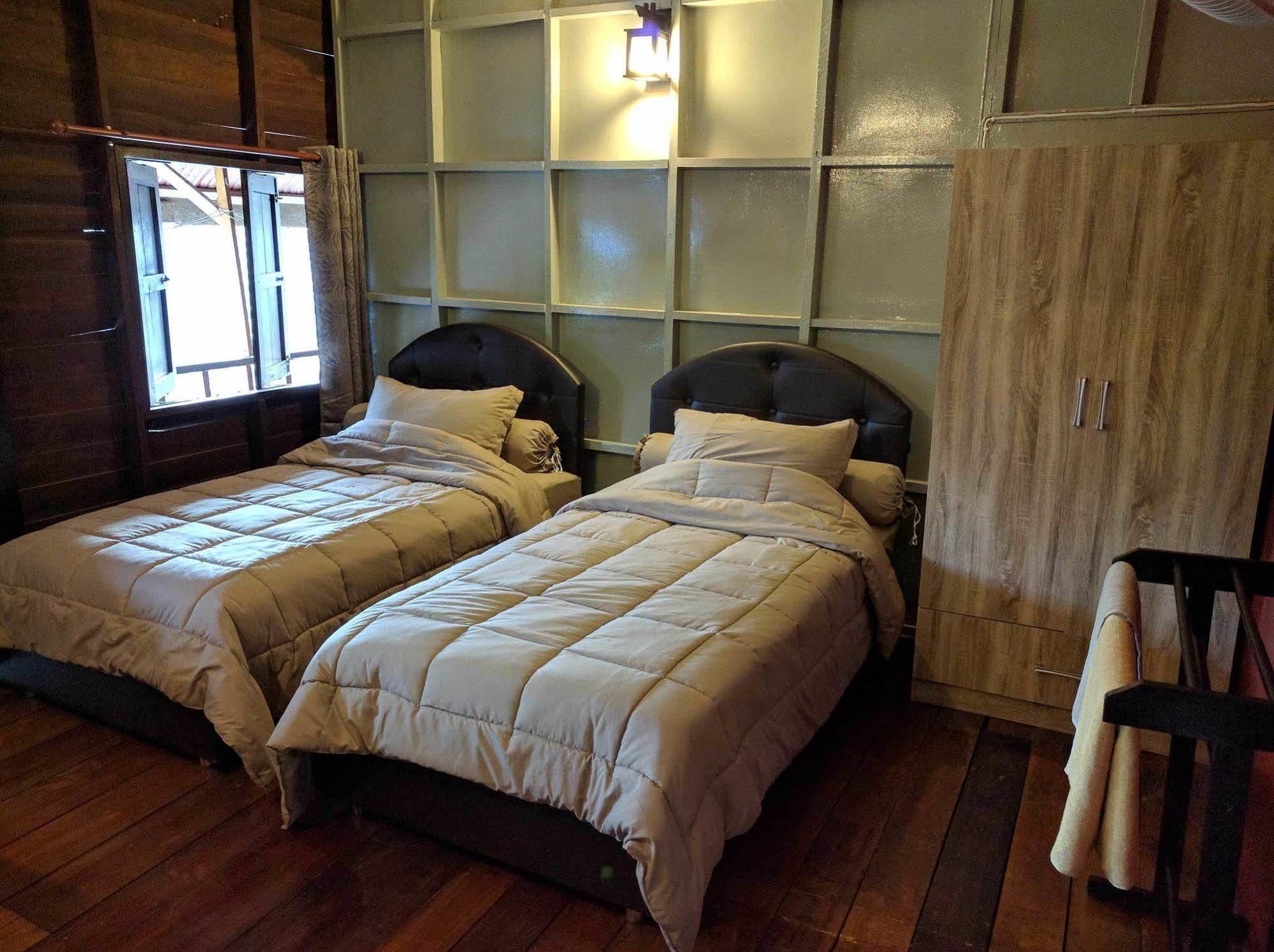 Funky Box Hostel Chiang Khong Dış mekan fotoğraf