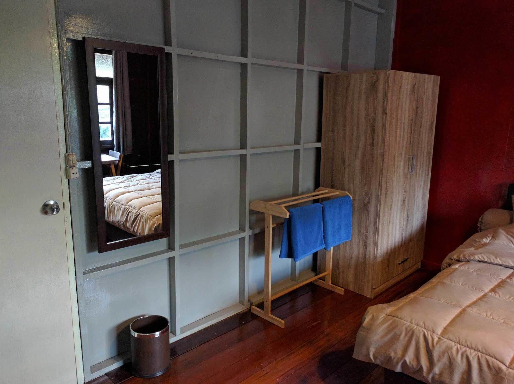 Funky Box Hostel Chiang Khong Dış mekan fotoğraf